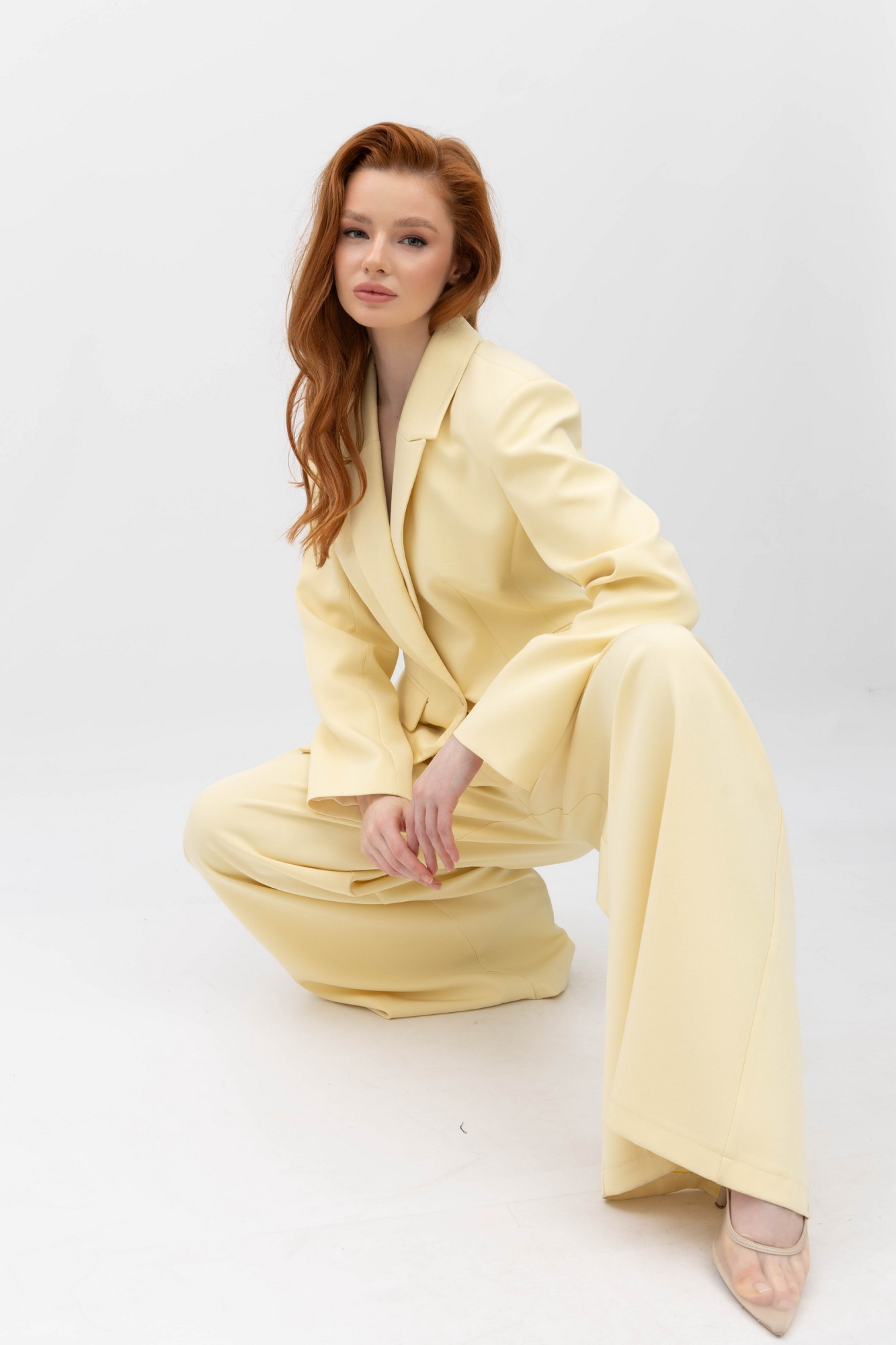 Широкі брюки з костюмної тканини жовтого  кольору Ліама 02