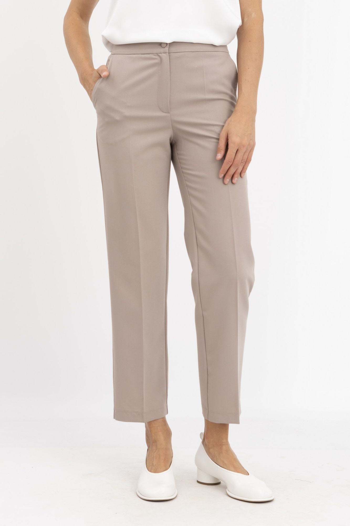 Жіночі брюки прямі зі стрілками бежевого кольору Фаєрі 03