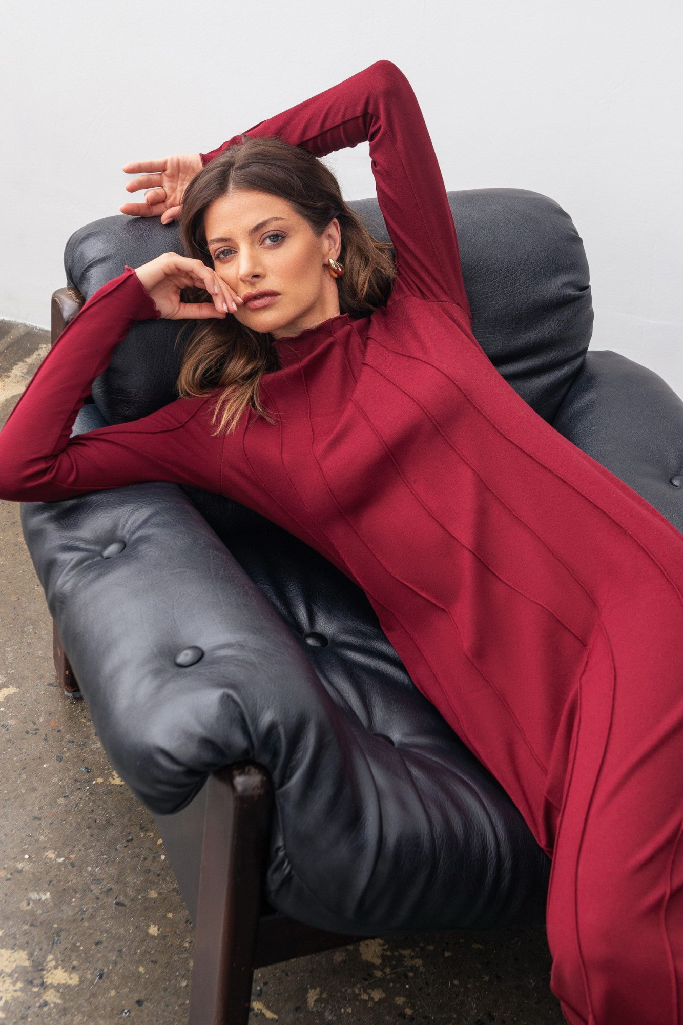 Сукня трикотажна бордова довжини міді Тіарі