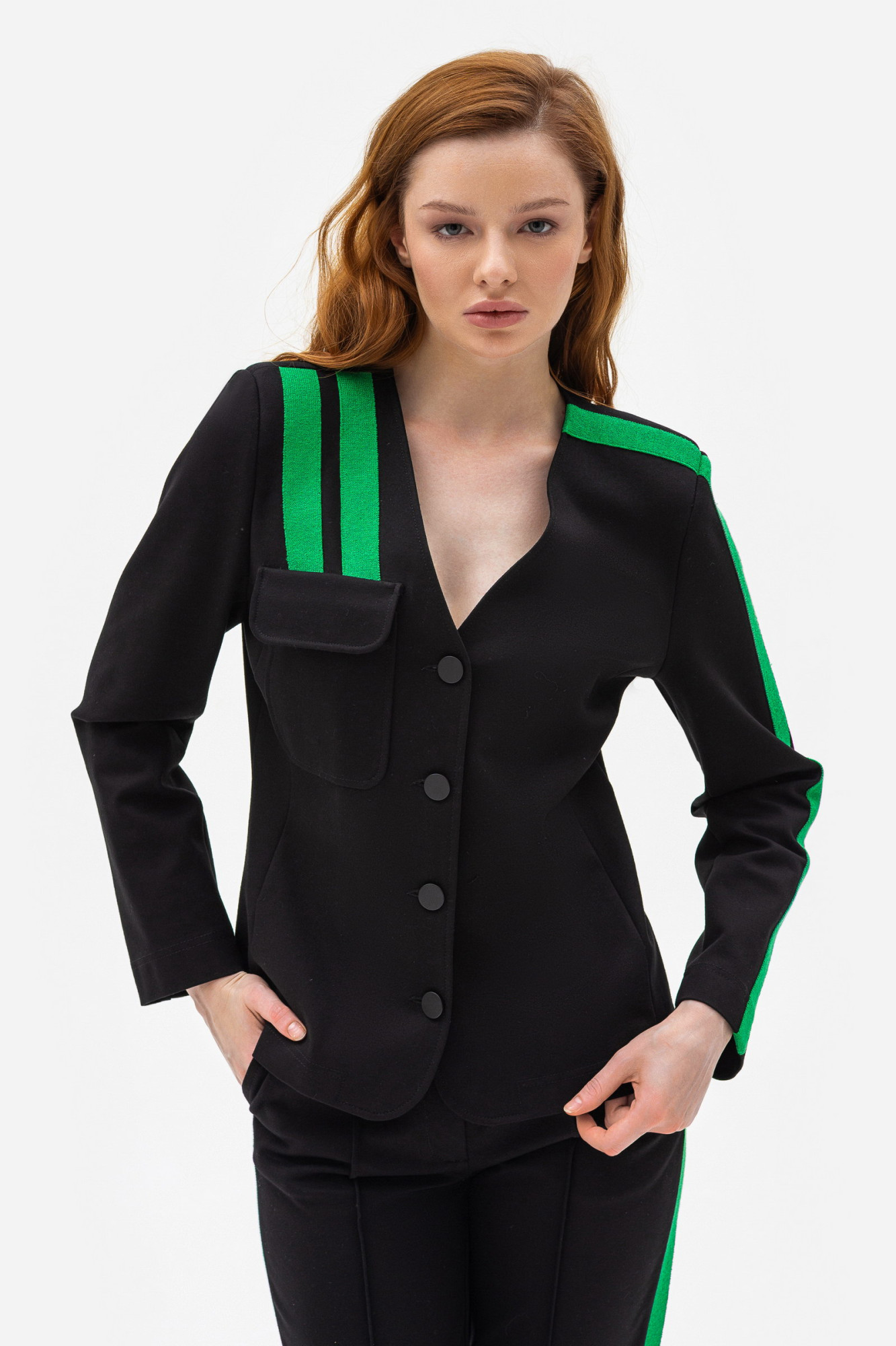 Трикотажний жакет з V-вирізом чорного кольору Велада