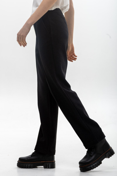 Трикотажні чорні штани з кишенями Ланея 10