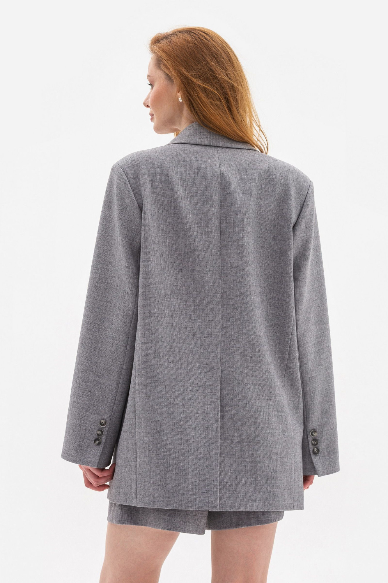 Класичний жіночий двобортний жакет з англійським коміром сірого кольору Аурен