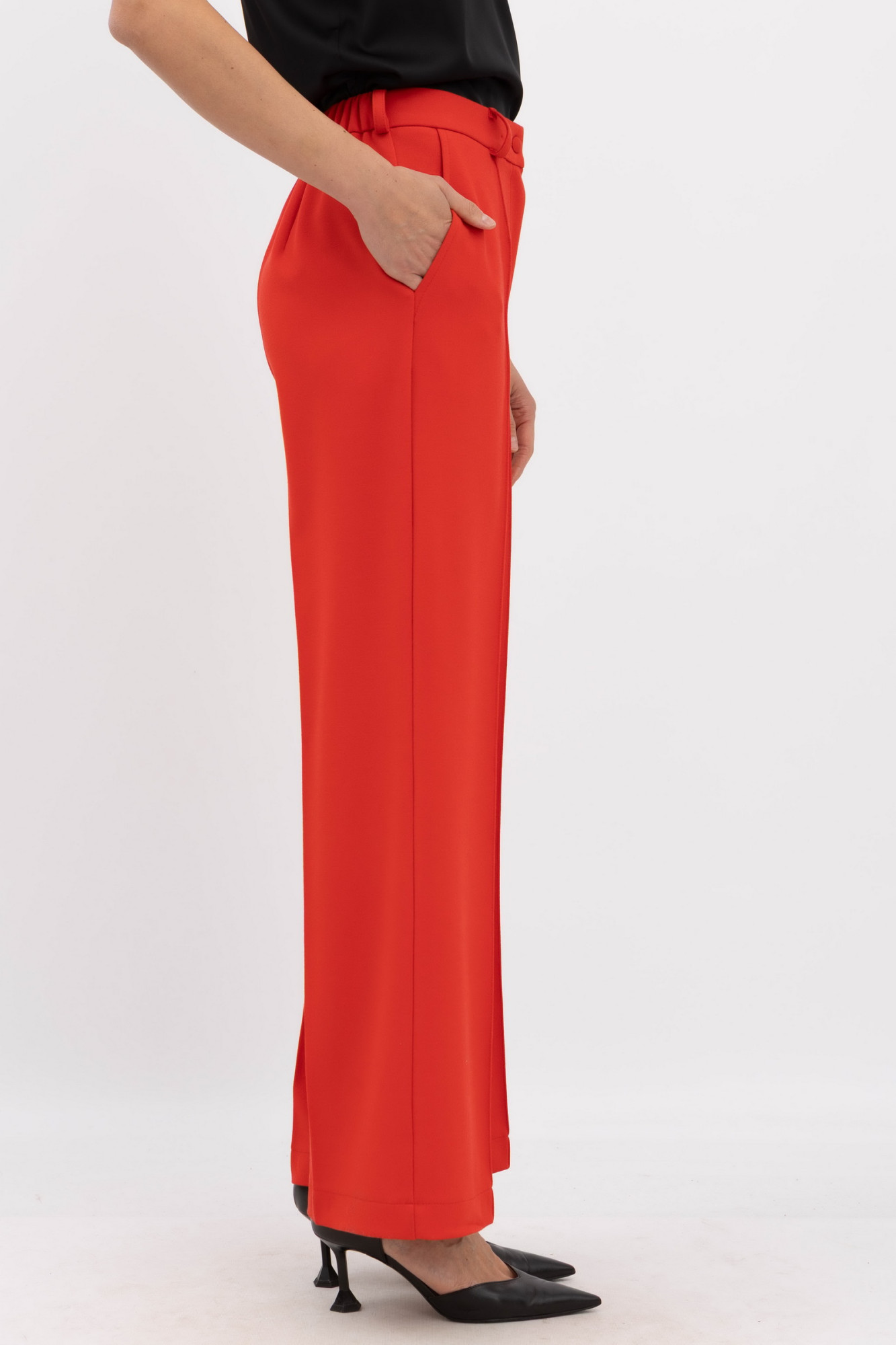 Червоні брюки з костюмної тканини Ертіз 01