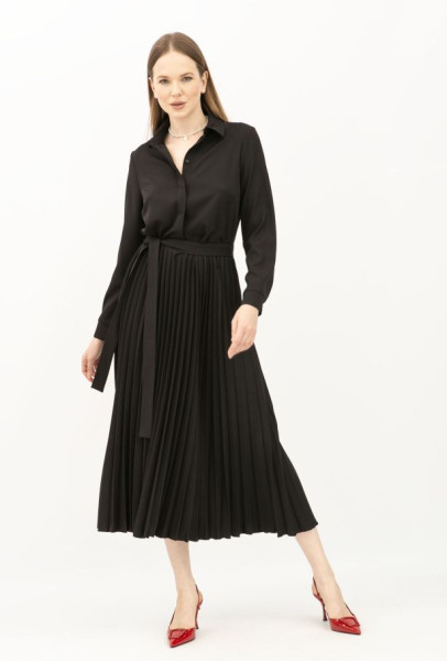 Сукня чорного кольору зі спідницею гофре довжини міді Манід 405