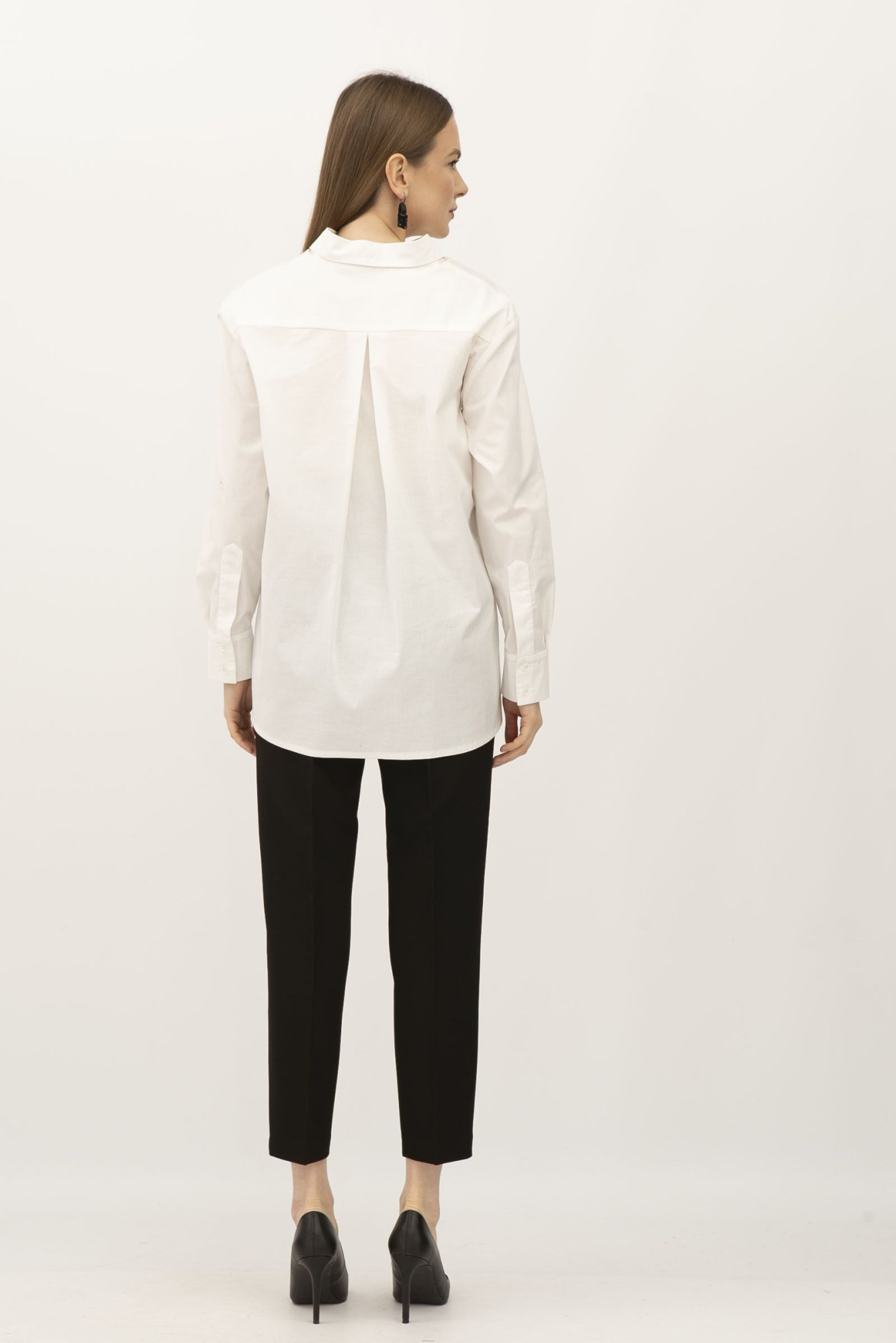 Жіноча біла блуза із бавовни сорочкового крою Фаіне