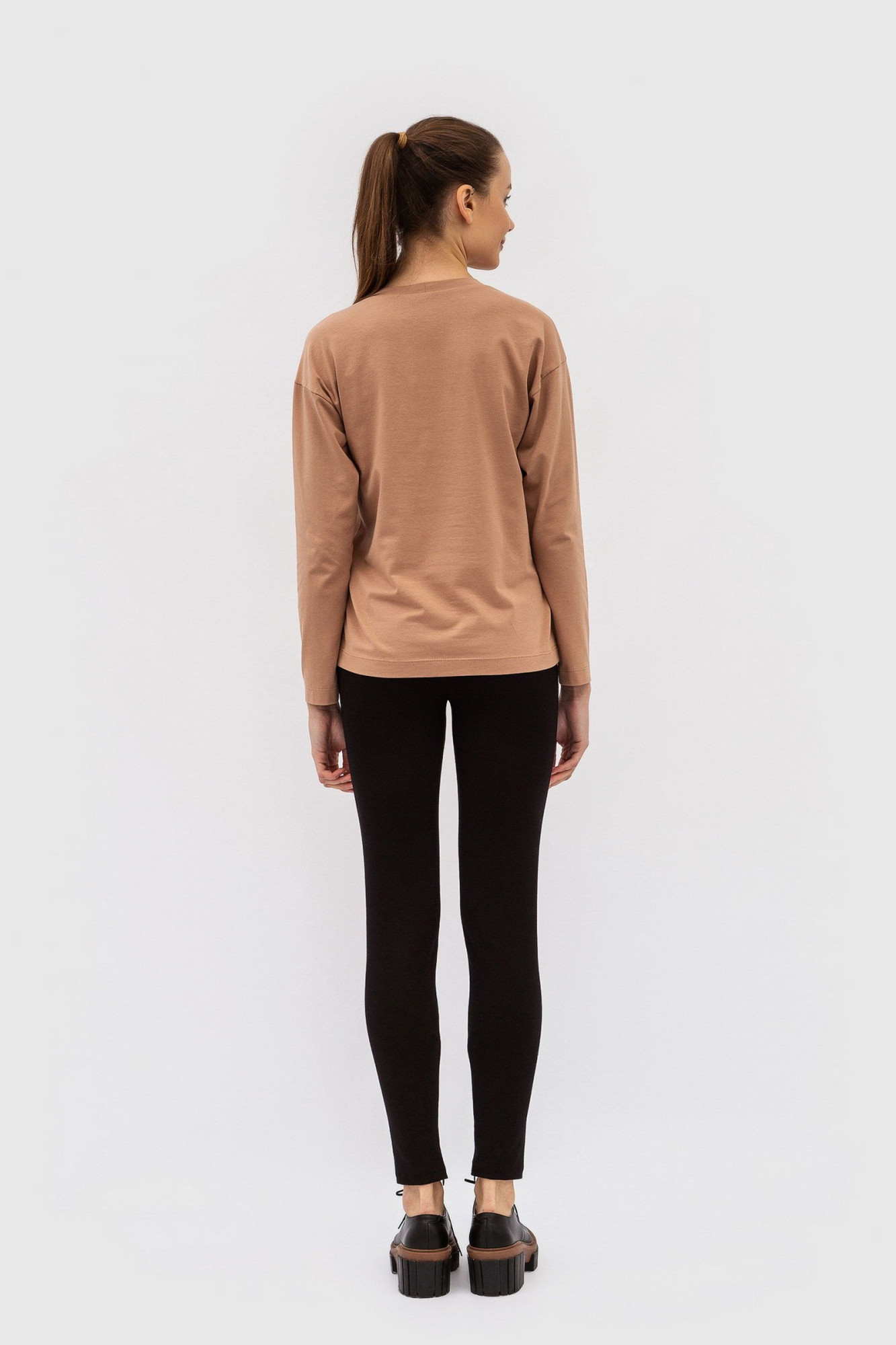 Лонгслів Бежевий Пєнаро 02