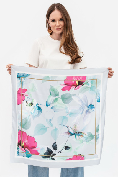 Шовкова з авторським принтом птахів колібрі 202402 Хустка