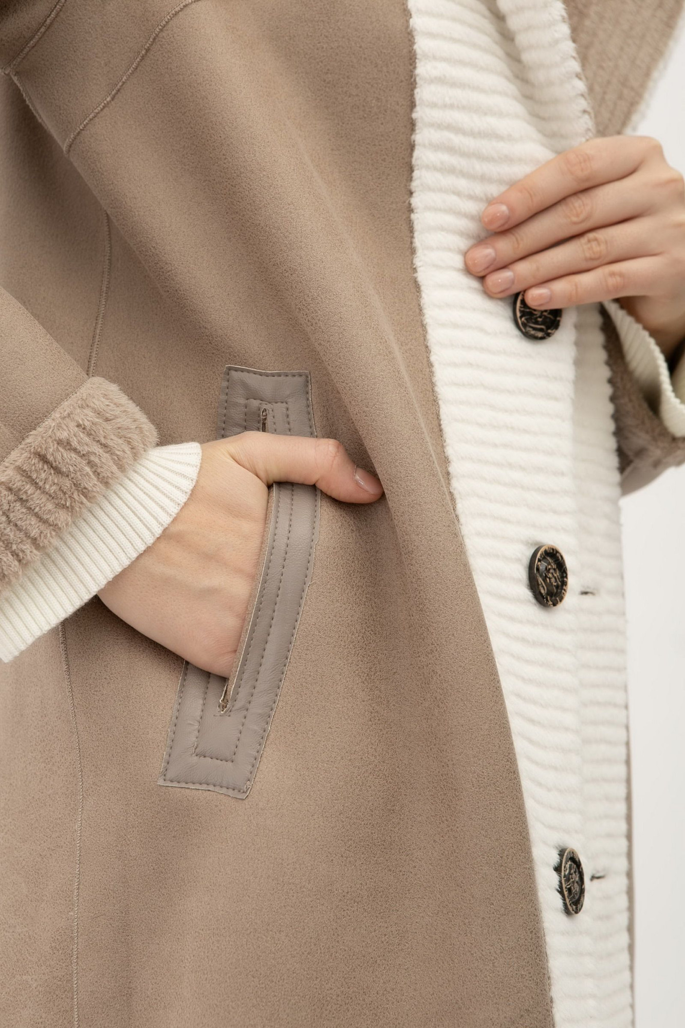 Двостороннє пальто однобортне кольору капучино 24107301