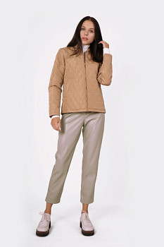 Стильна жіноча куртка зі стьобаної тканини молочного відтінку Астея 02