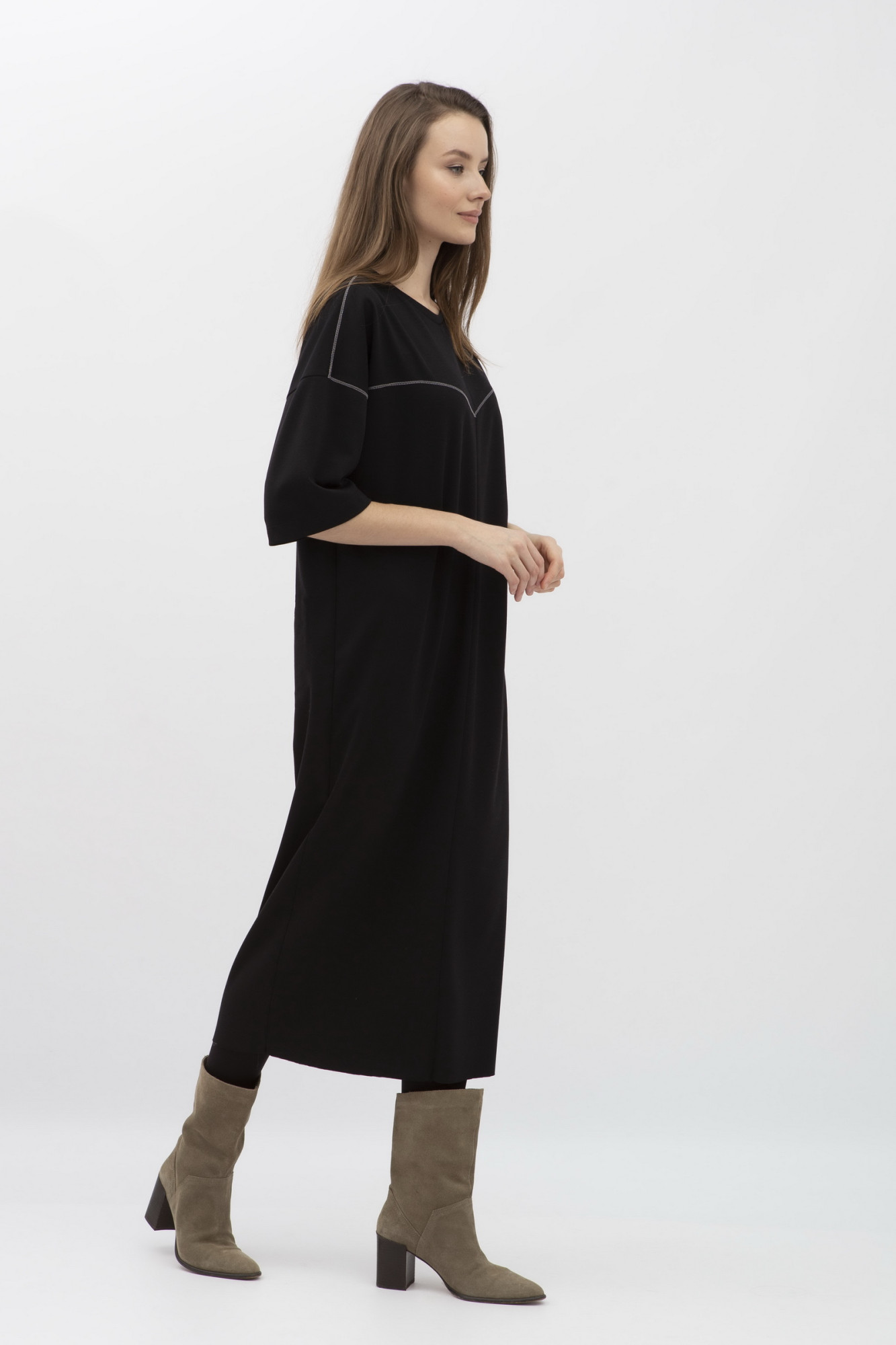 Сукня прямого крою зі спущеним рукавом чорна Абені 001