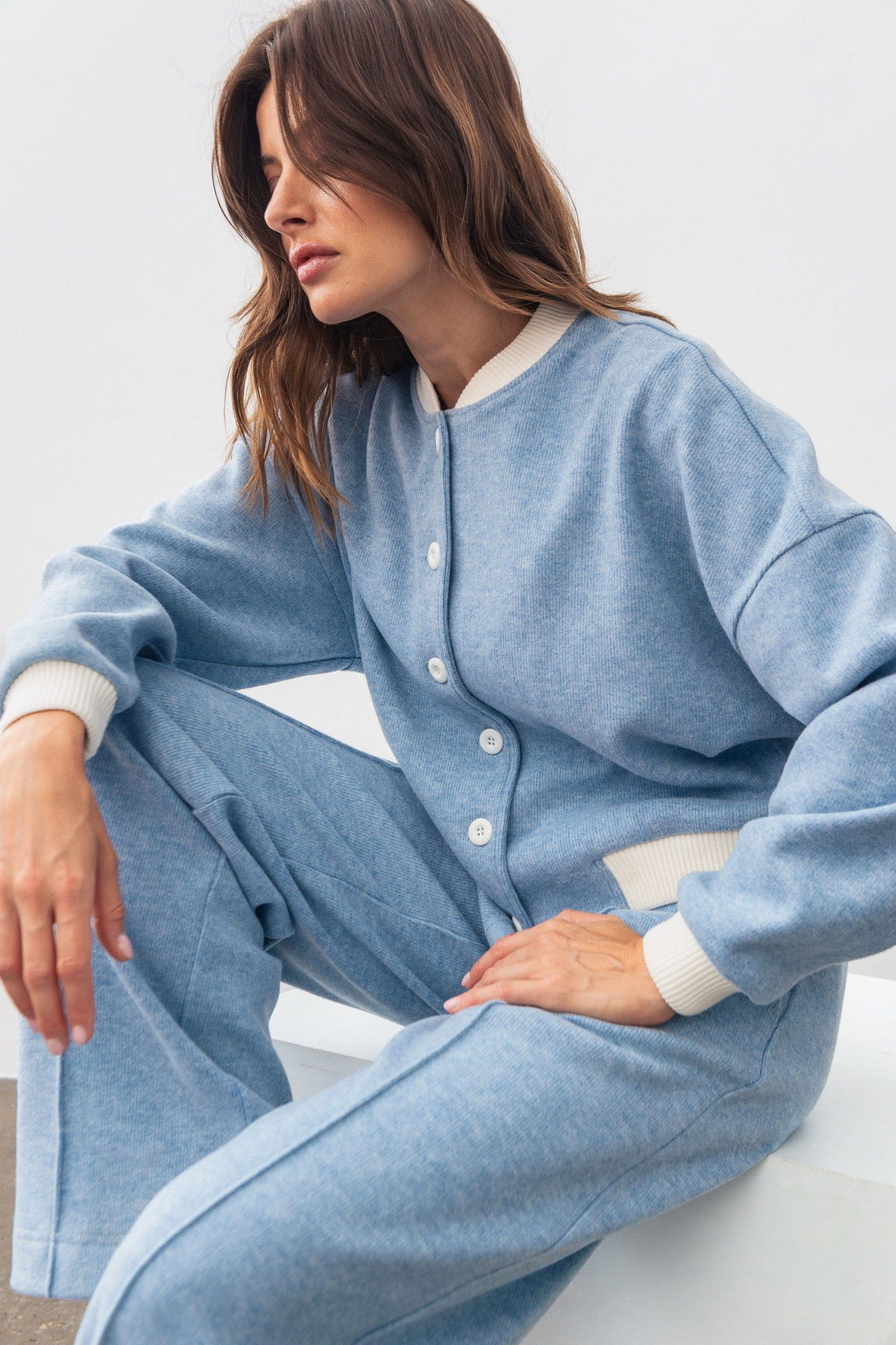 Трикотажні блакитні штани з кишенями Ланея