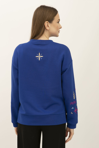 Синій трикотажний світшот з вишивкою на рукавах Лелека 26