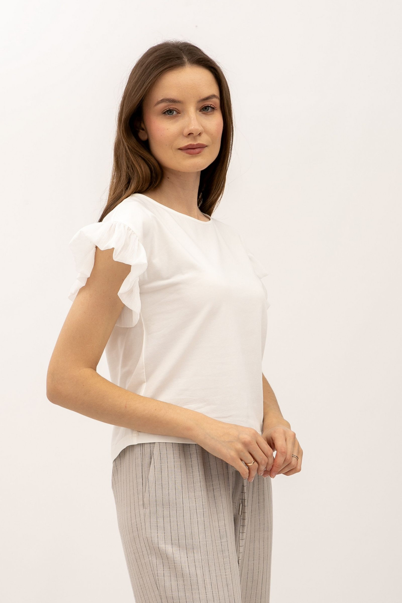 Трикотажна футболка молочного кольору Марті 06