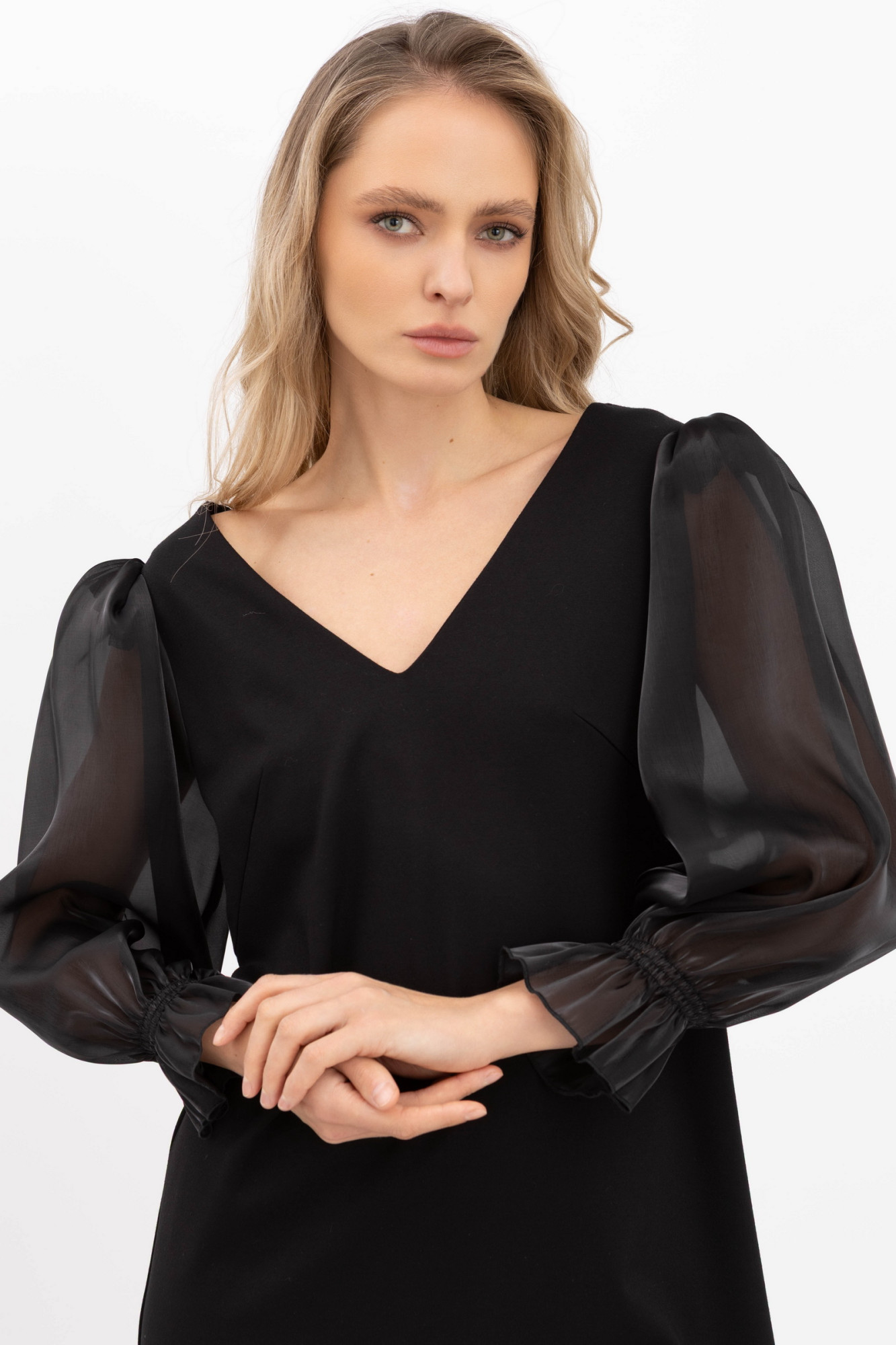 Трикотажна чорна мінісукня Контес