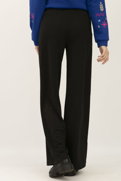 Трикотажні штани вільного силуету чорні Агна 01