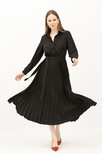 Сукня чорного кольору зі спідницею гофре довжини міді Манід 405