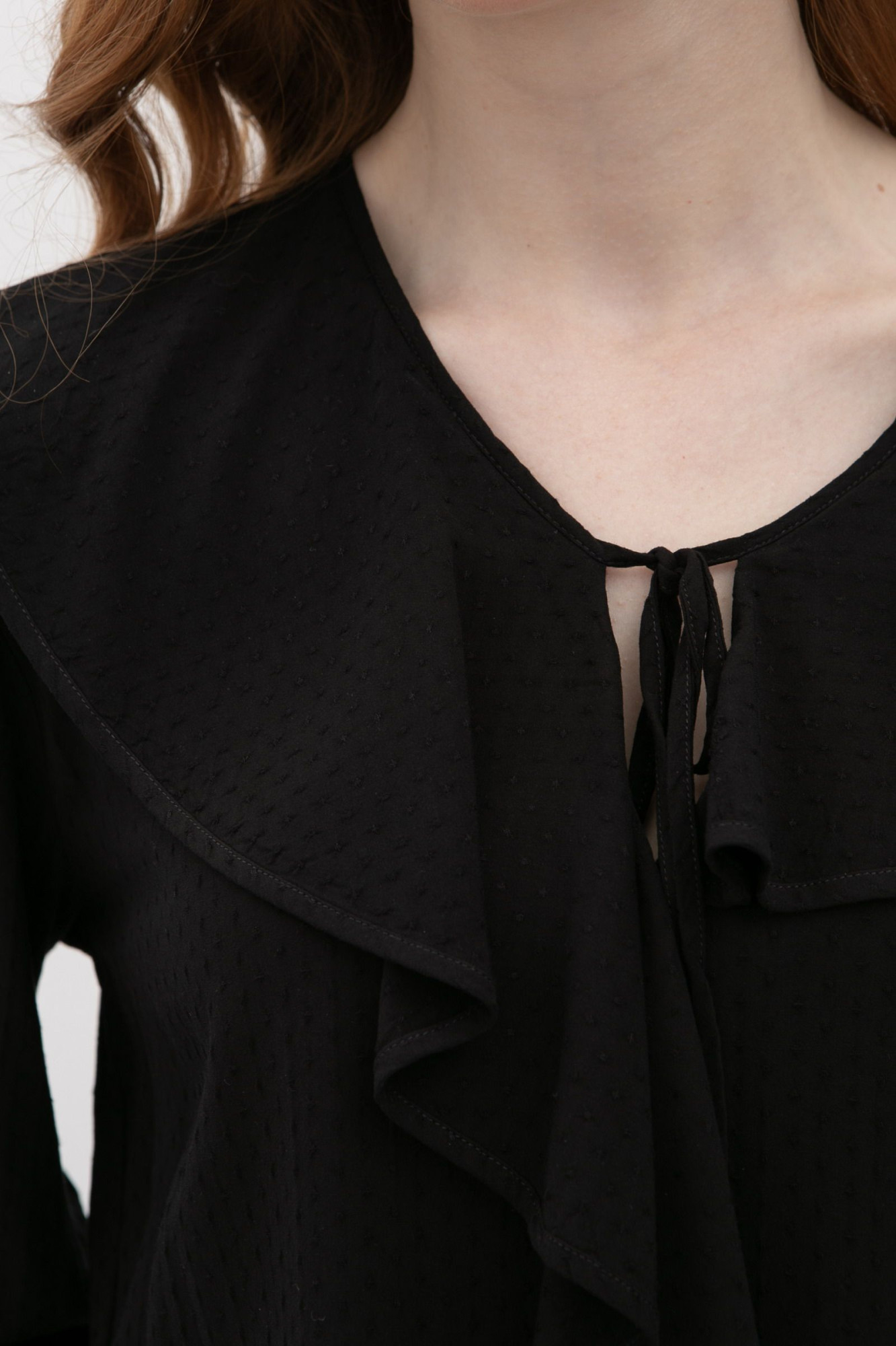 Блуза прямого силуету чорного кольору Еліора 01