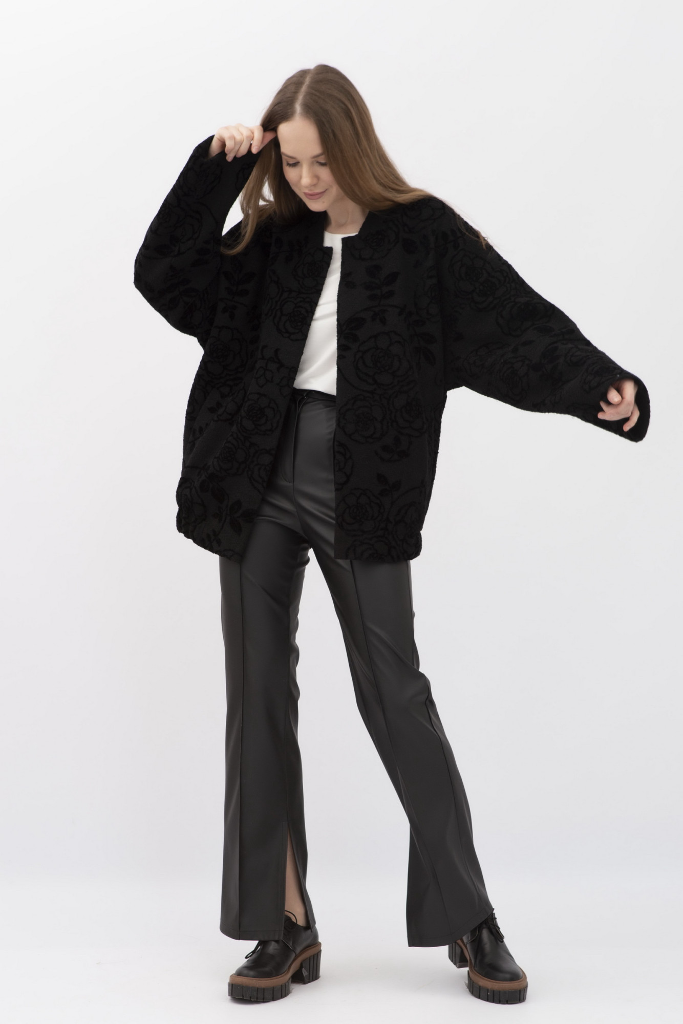 Куртка -бомбер прямого крою чорна Мірем