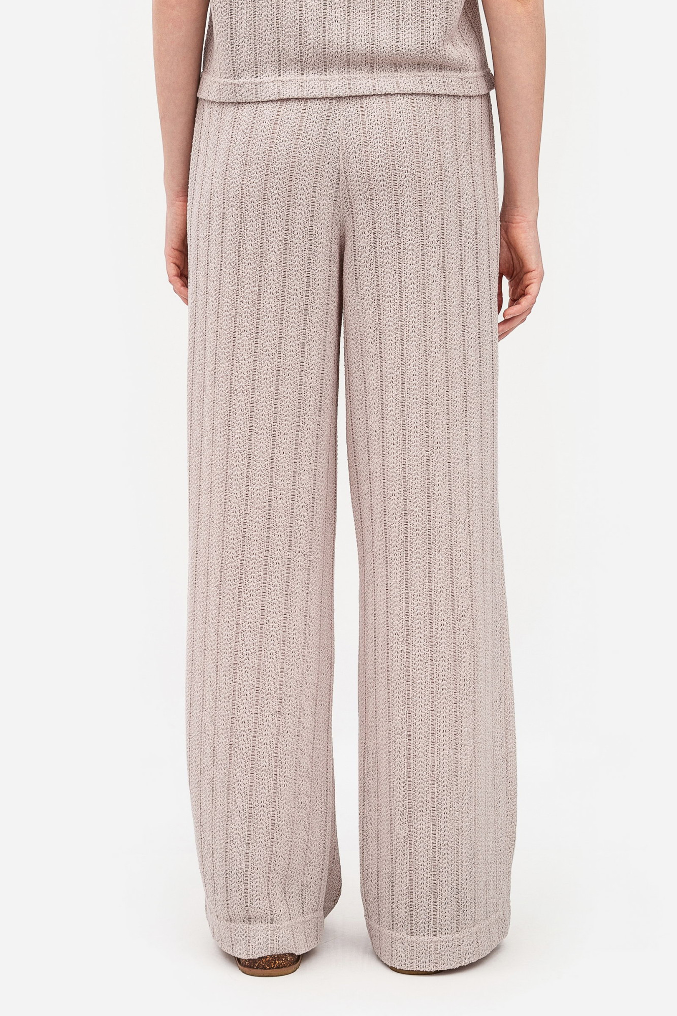 Брюки трикотажні вільного силуету бежевого кольору Екліна 01