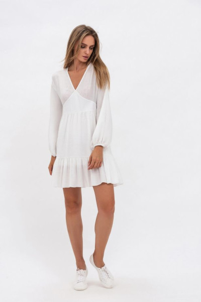 Жіноче лляне плаття молочного відтінку з V-подібною горловиною та рюшами Терна