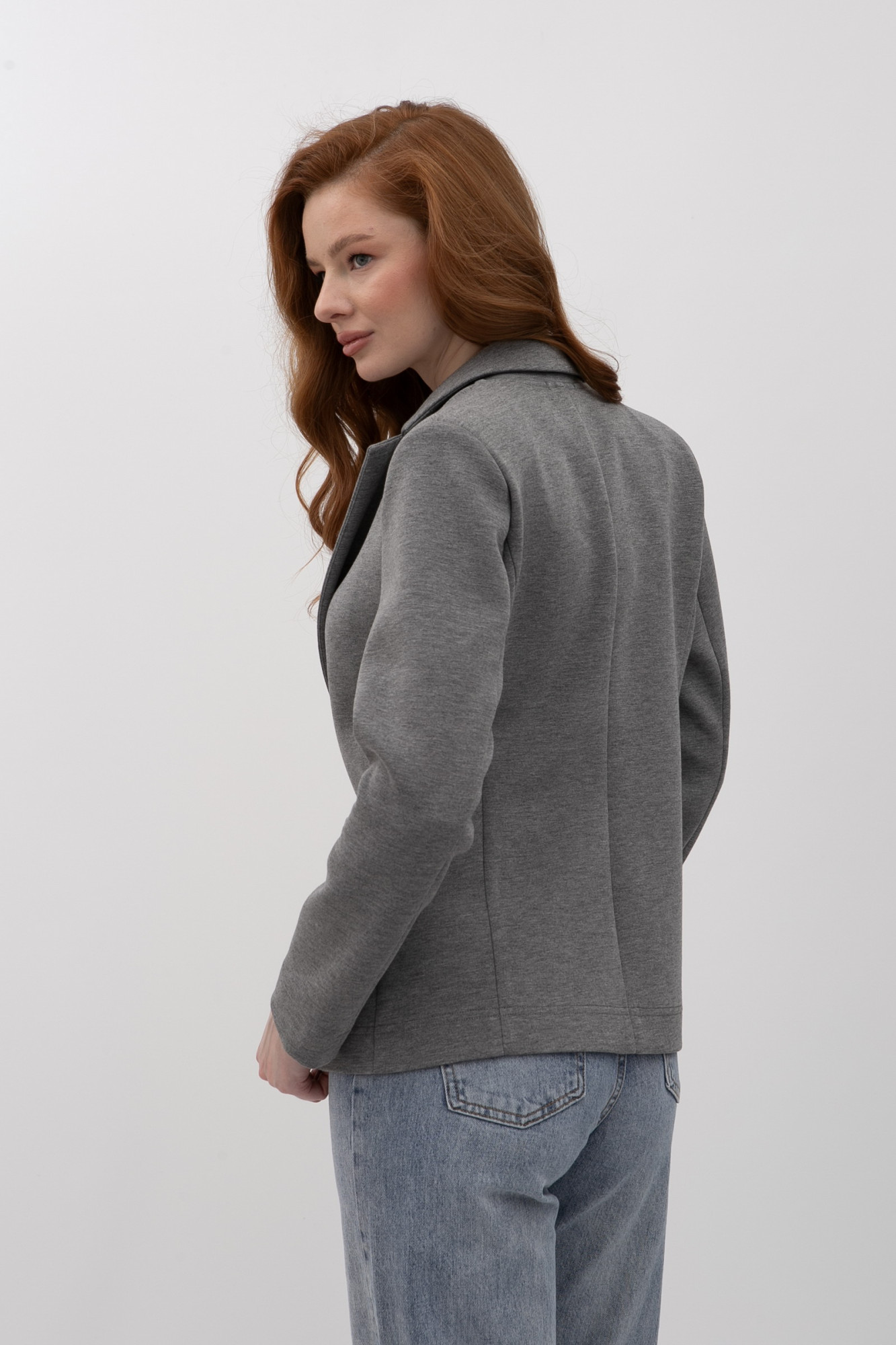 Однобортний сірий  жакет з трикотажу Сноу 19