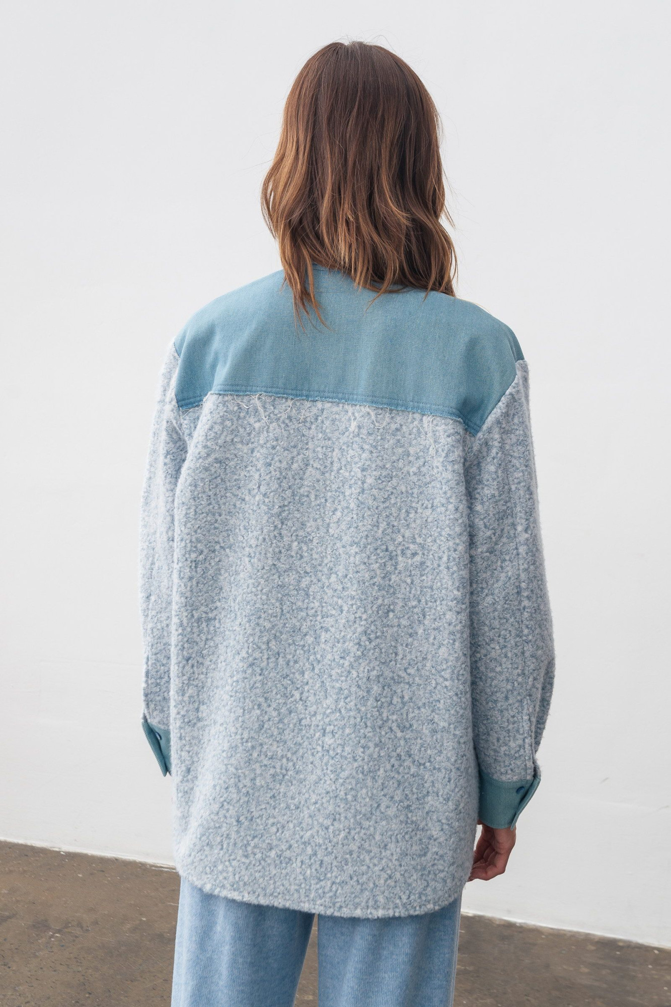 Бомбер-сорочка блакитного кольору Нілла