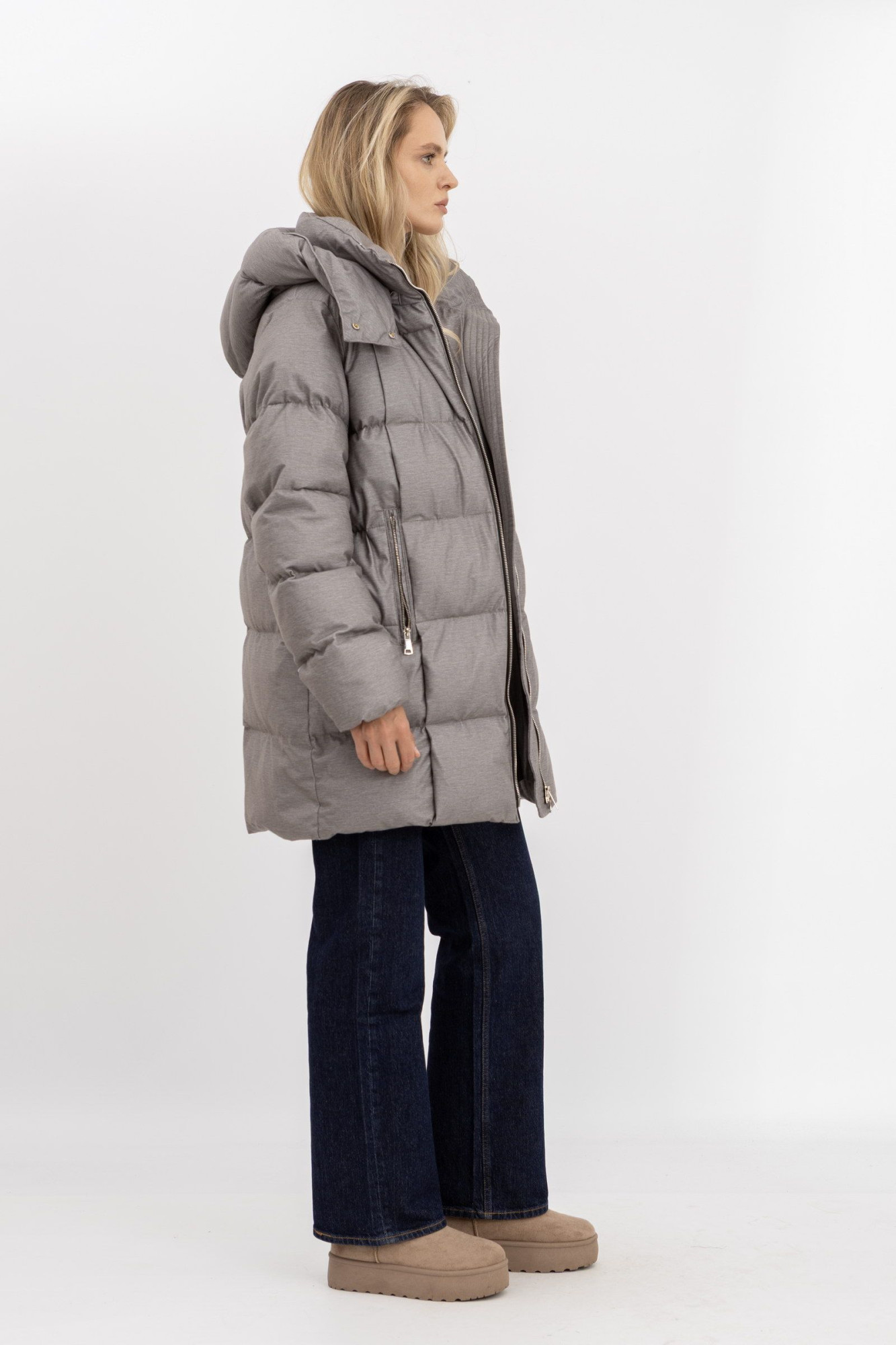 Стьобаний пуховик зі знімним капюшоном 2403/2024