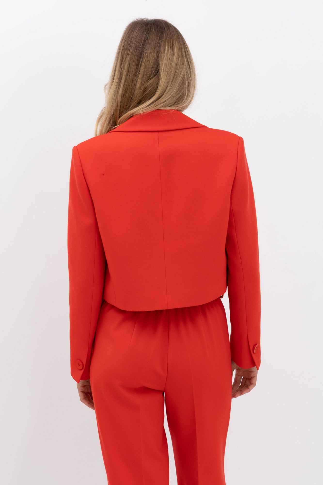 Жакет- кроп червоного кольору Ертіз