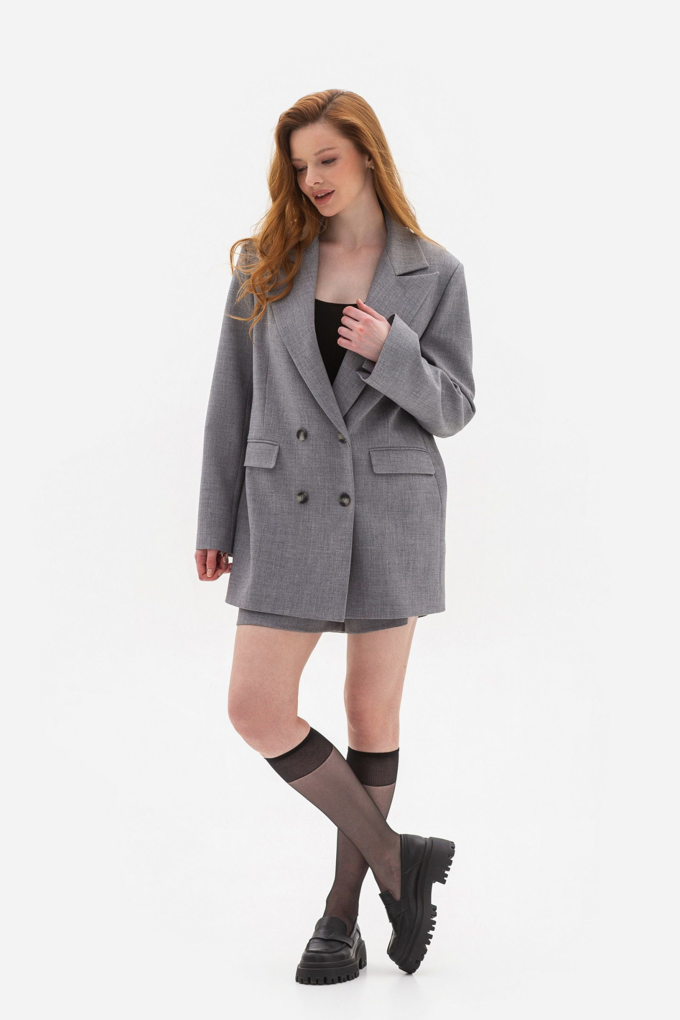 Класичний жіночий двобортний жакет з англійським коміром сірого кольору Аурен