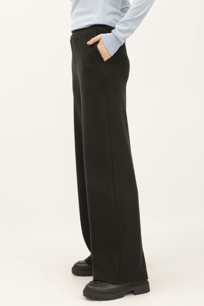 Прямі брюки з трикотажу чорного кольору Леура