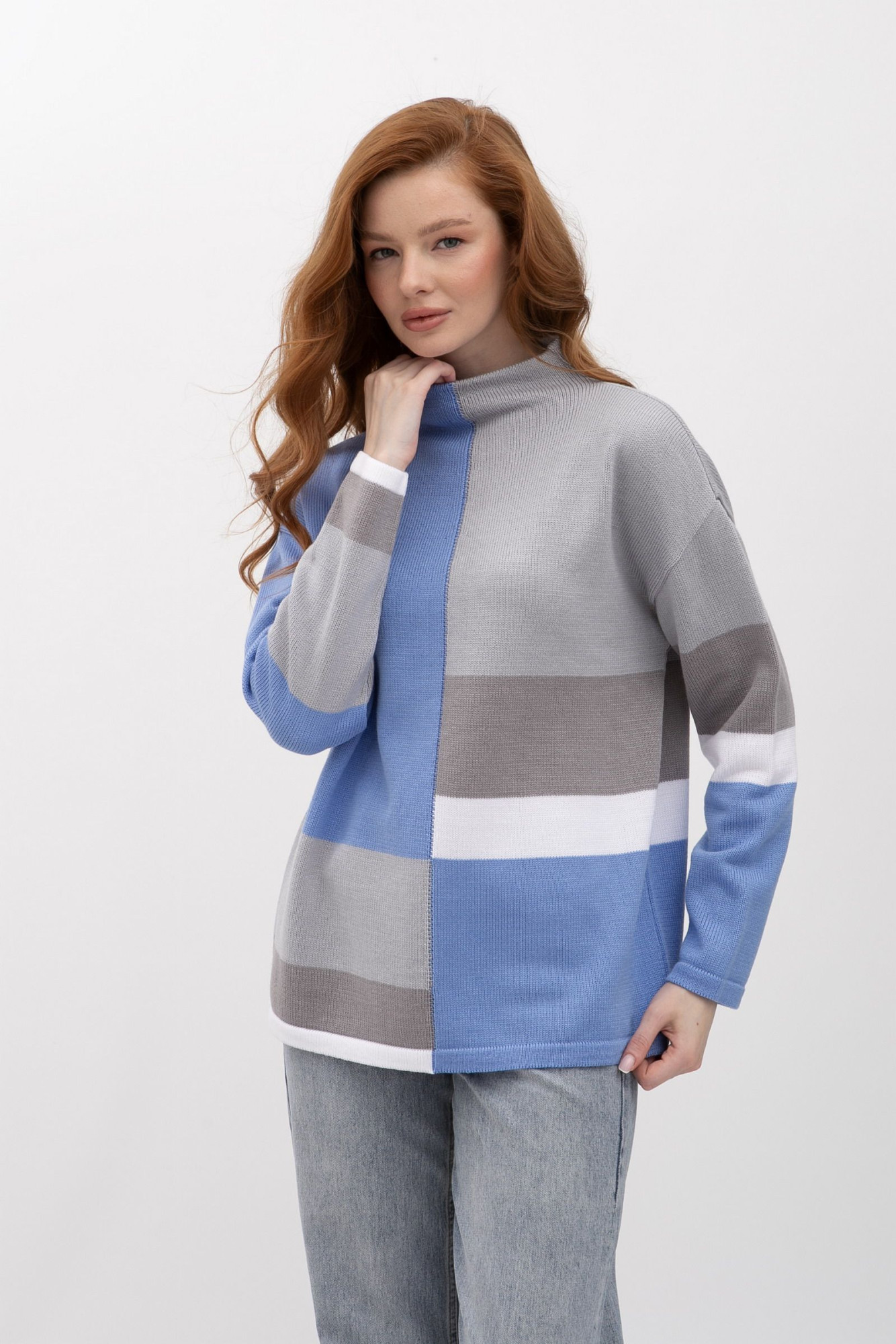 Джемпер вільного крою блакитного кольору 25207020