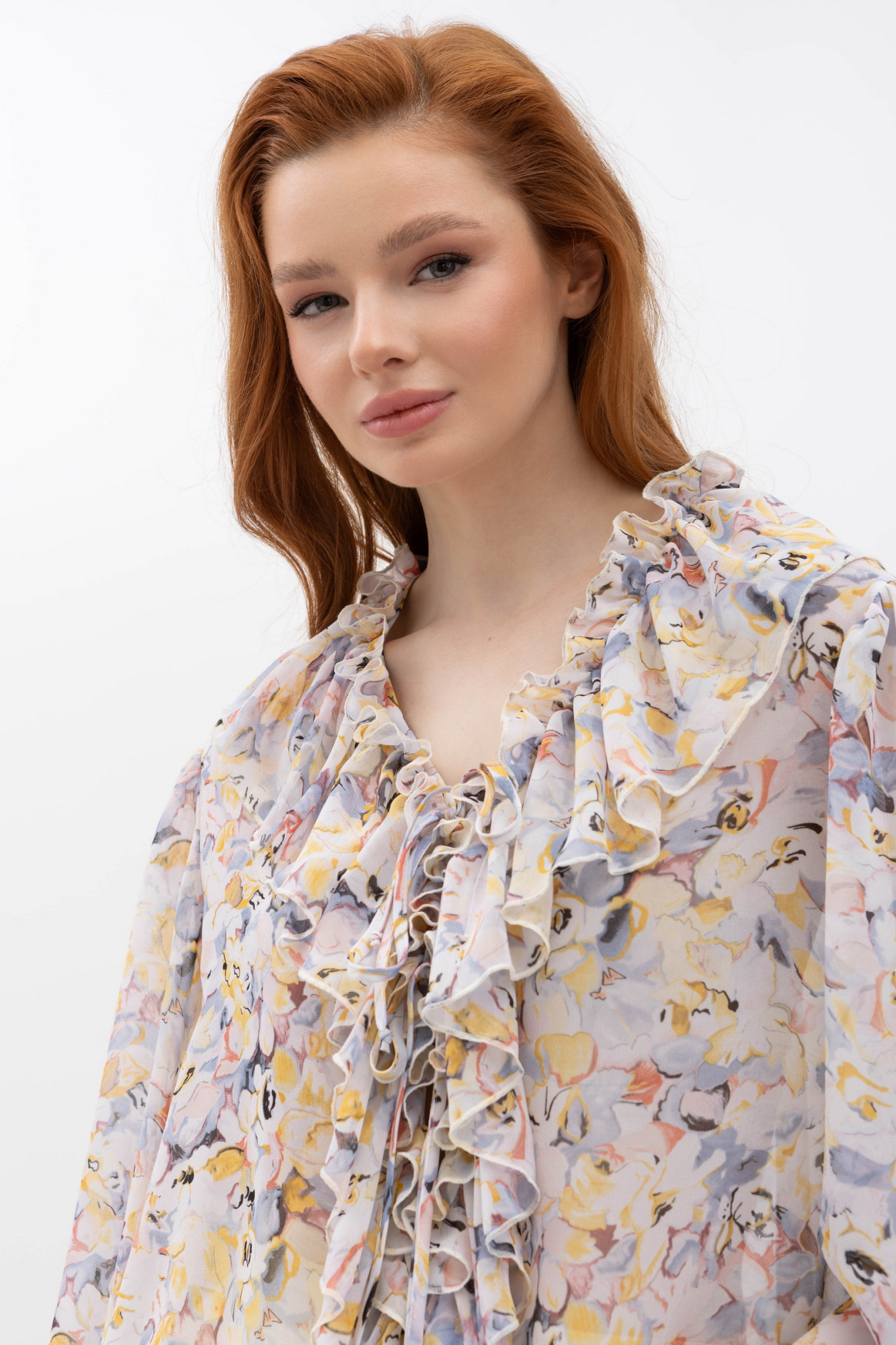 Шифонова блуза у квітковий принт Нілда
