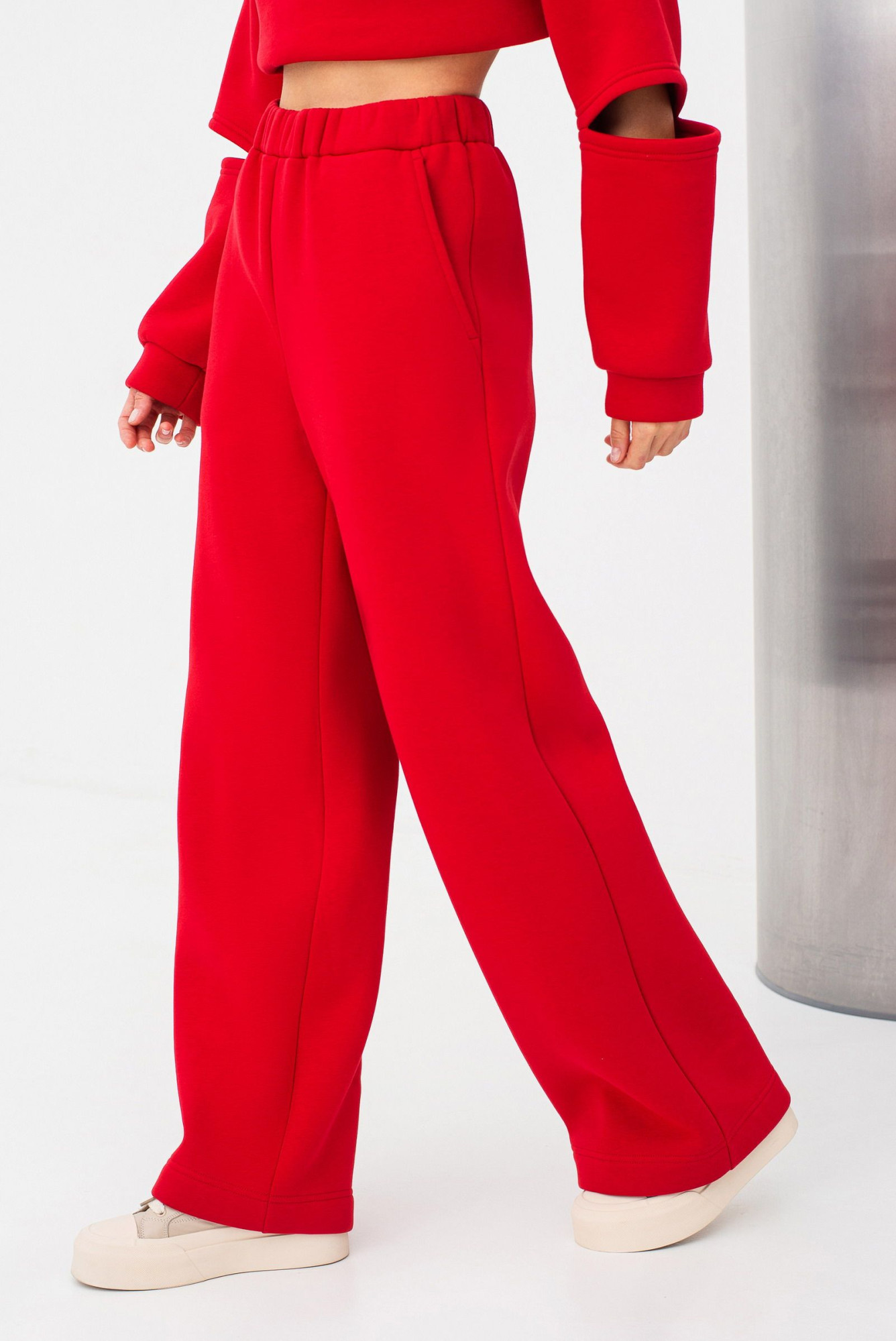 Червоні штани з трикотажу вільного силуету Жалін