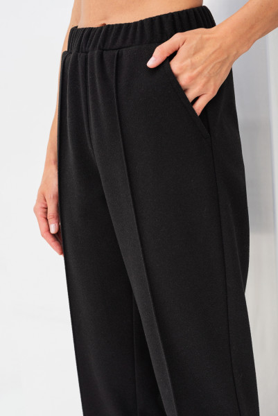 Брюки чорні з вмістом вовни завужені до низу Фрея