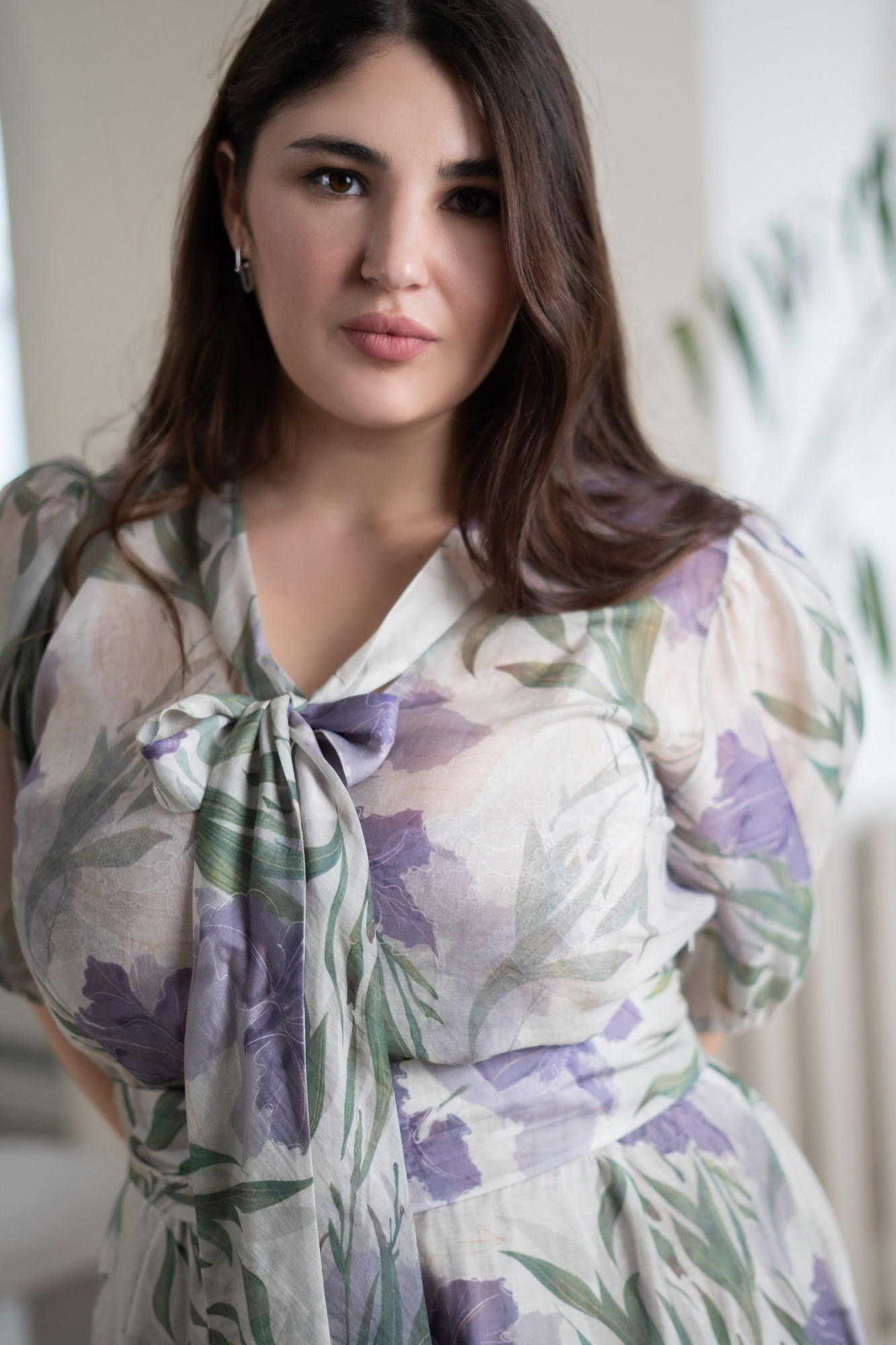 Сукня довжини максі з ніжним принтом квітів-ірисів Маріне