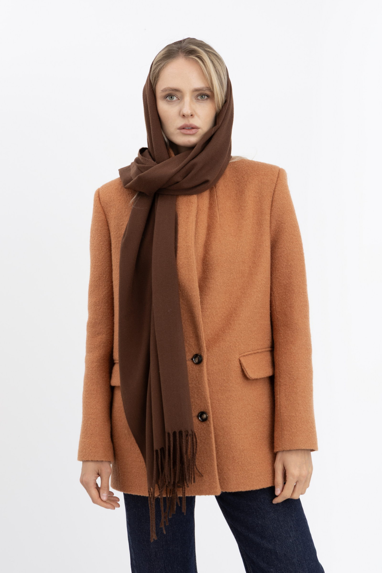 Палантин-шарф коричневого кольору Шарф\ 2025
