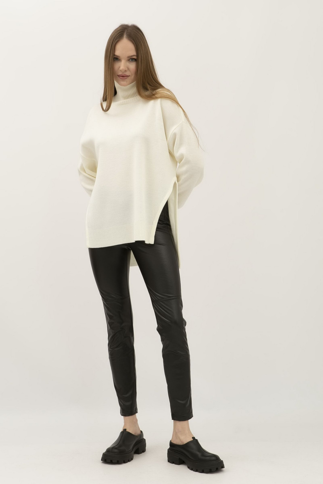 Жіночі лосини із стрейчевої еко-шкіри чорні Рейн