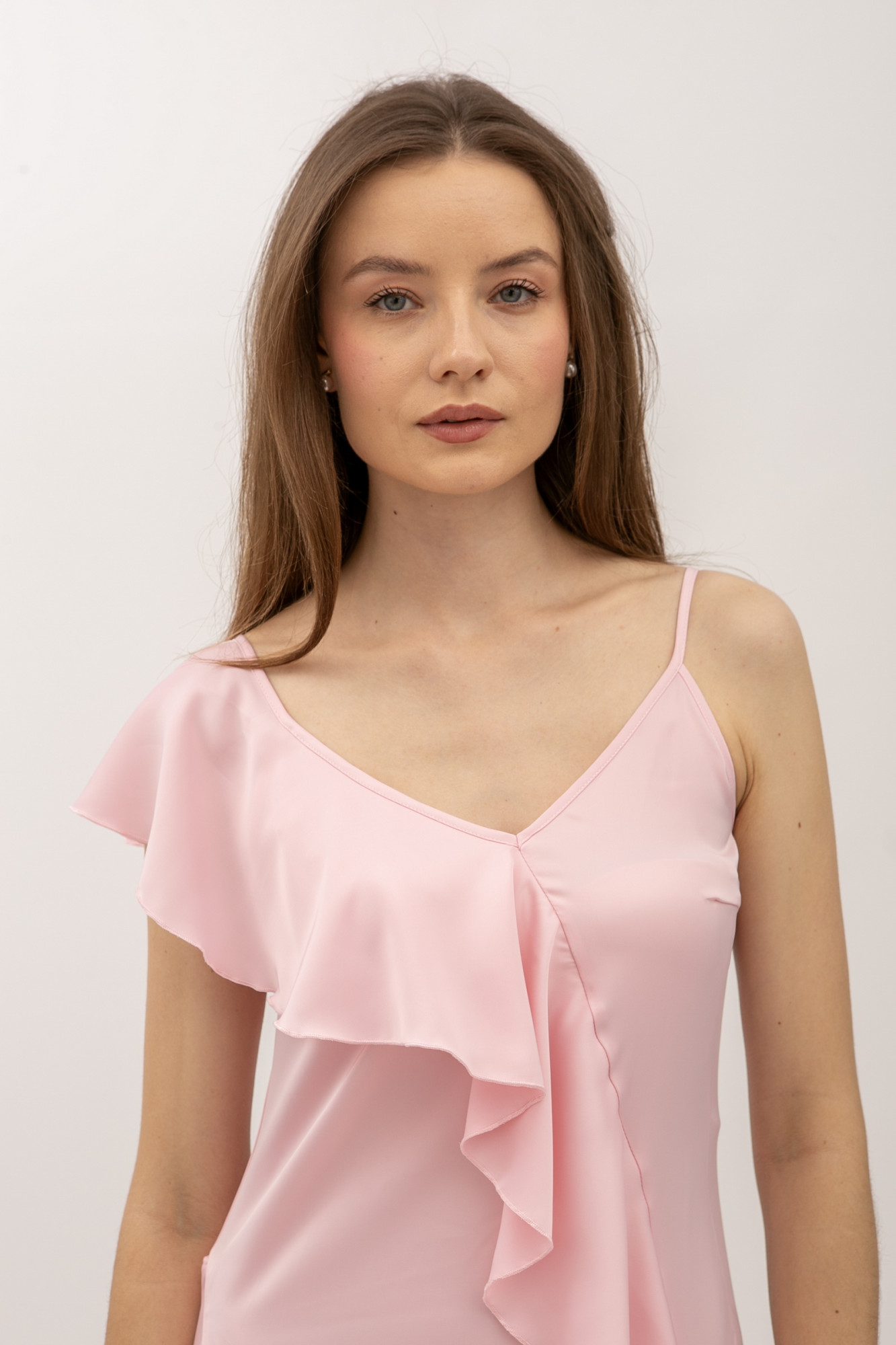 Шифонова сукня напівприталеного силуету довжини міді рожевого кольору Мірелі 03