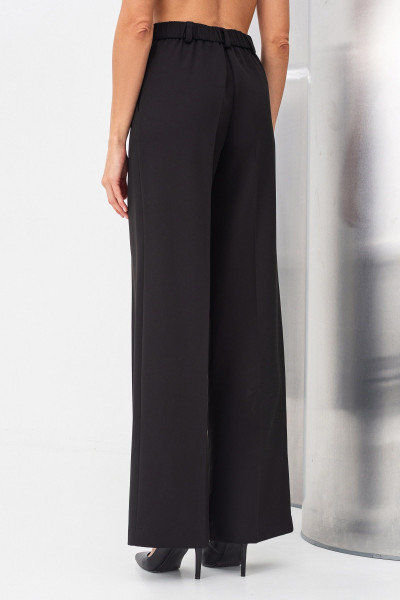 Брюки з костюмної тканини чорного кольору прямі Таліса Брюки з костюмної тканини чорного кольору прямі Таліса