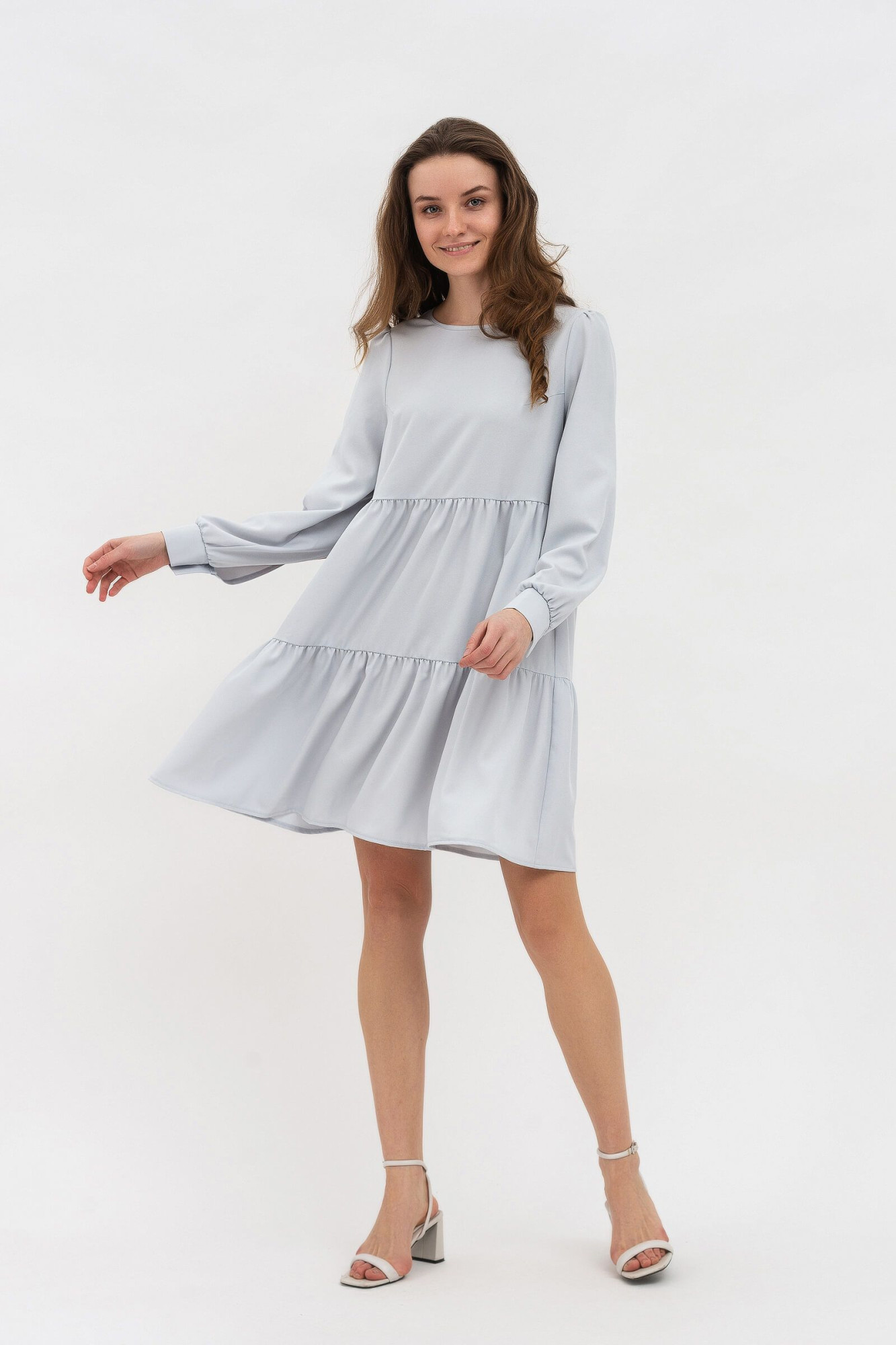 Стильне жіноче плаття з рюшами з костюмної тканини сірого кольору Ледія 01