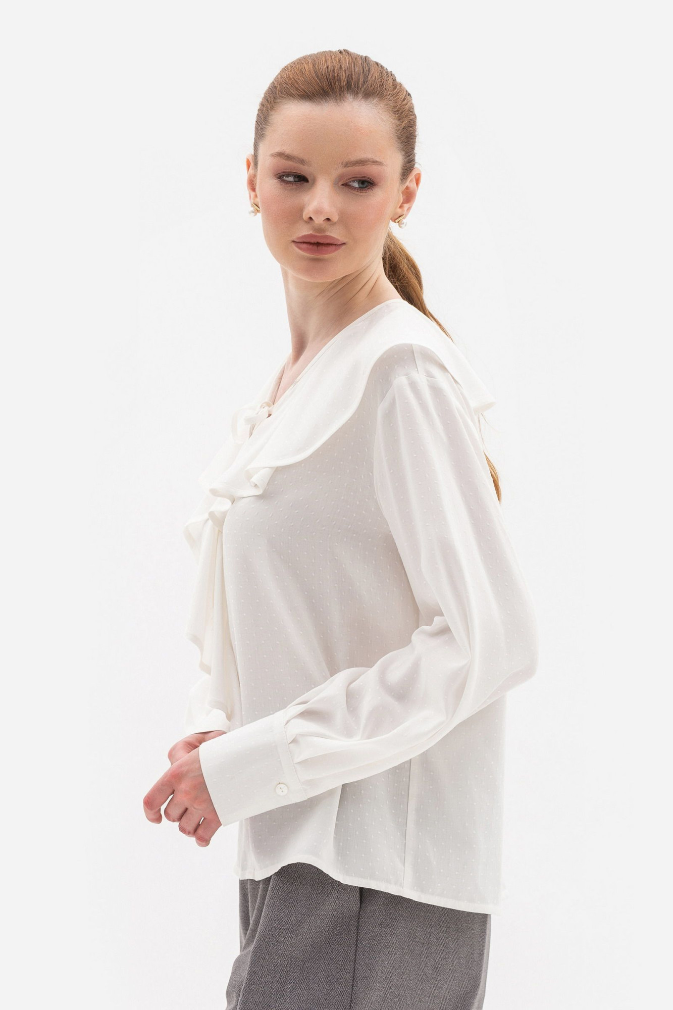 Блуза прямого силуету молочного кольору Еліора