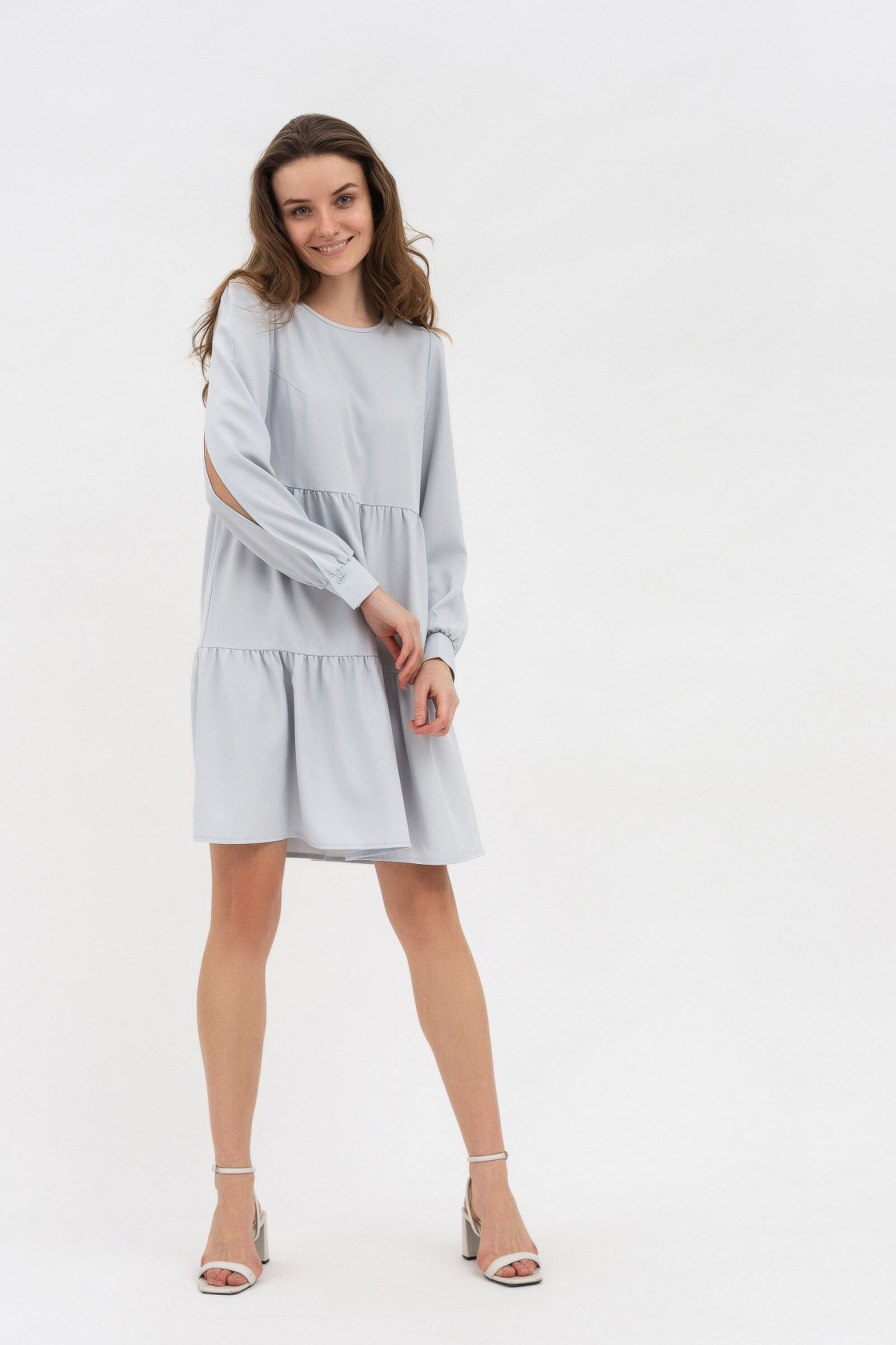 Стильне жіноче плаття з рюшами з костюмної тканини сірого кольору Ледія 01