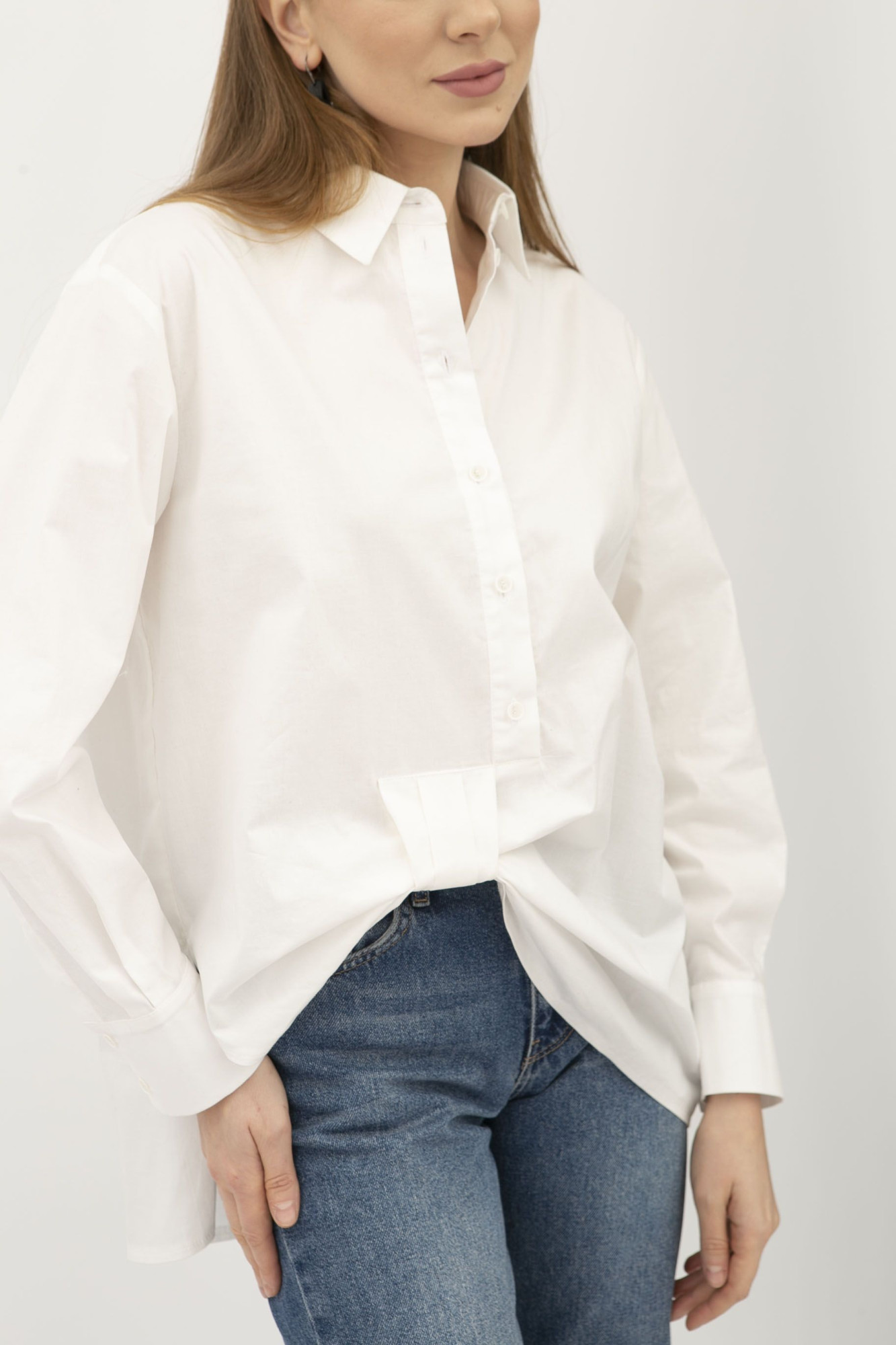 Жіноча біла блуза із бавовни сорочкового крою Фаіне