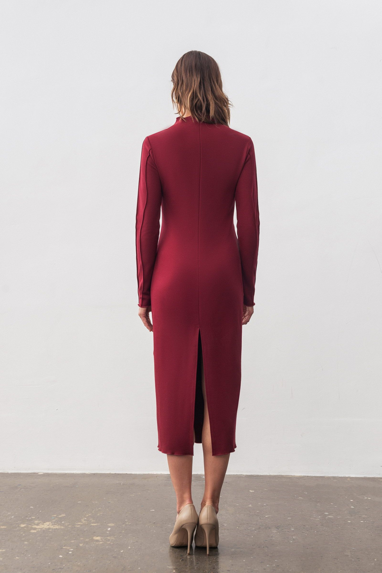 Сукня трикотажна бордова довжини міді Тіарі