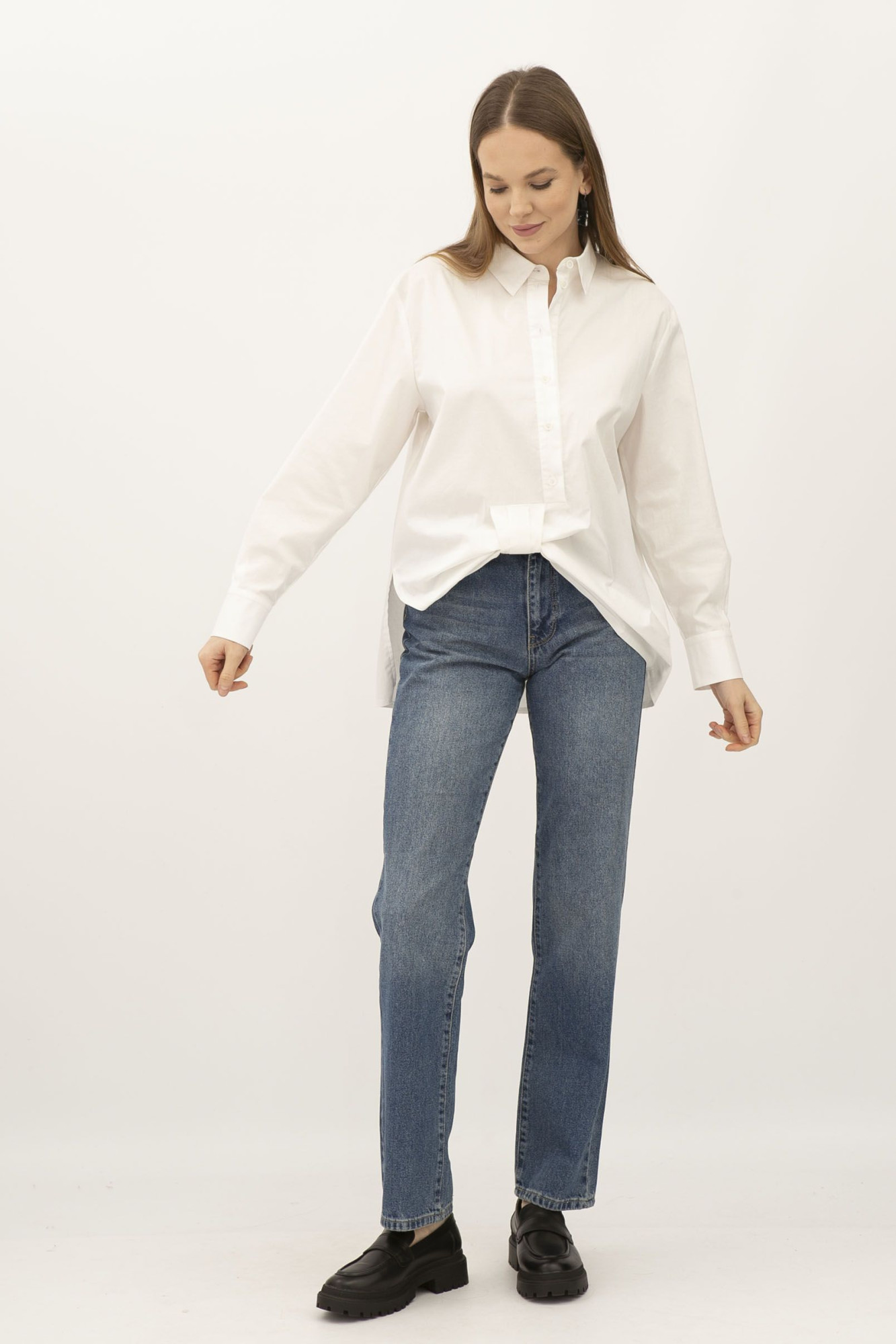 Жіноча біла блуза із бавовни сорочкового крою Фаіне