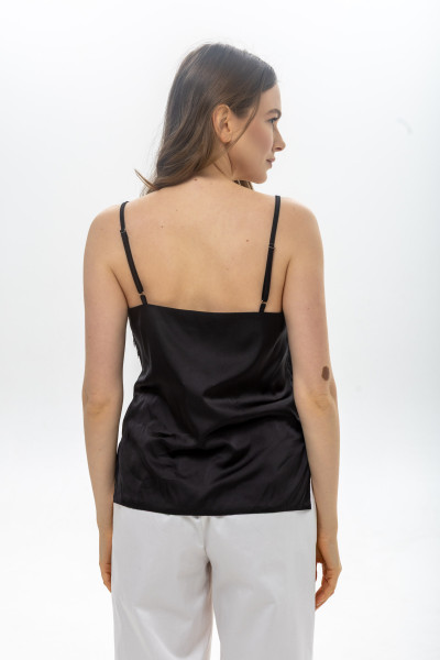 Майка жіноча шовкова чорна на бретелях Шайна 03