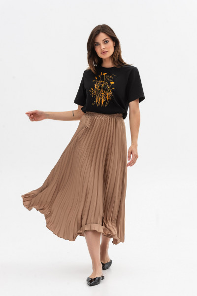 Чорна трикотажна футболка Лукре 002