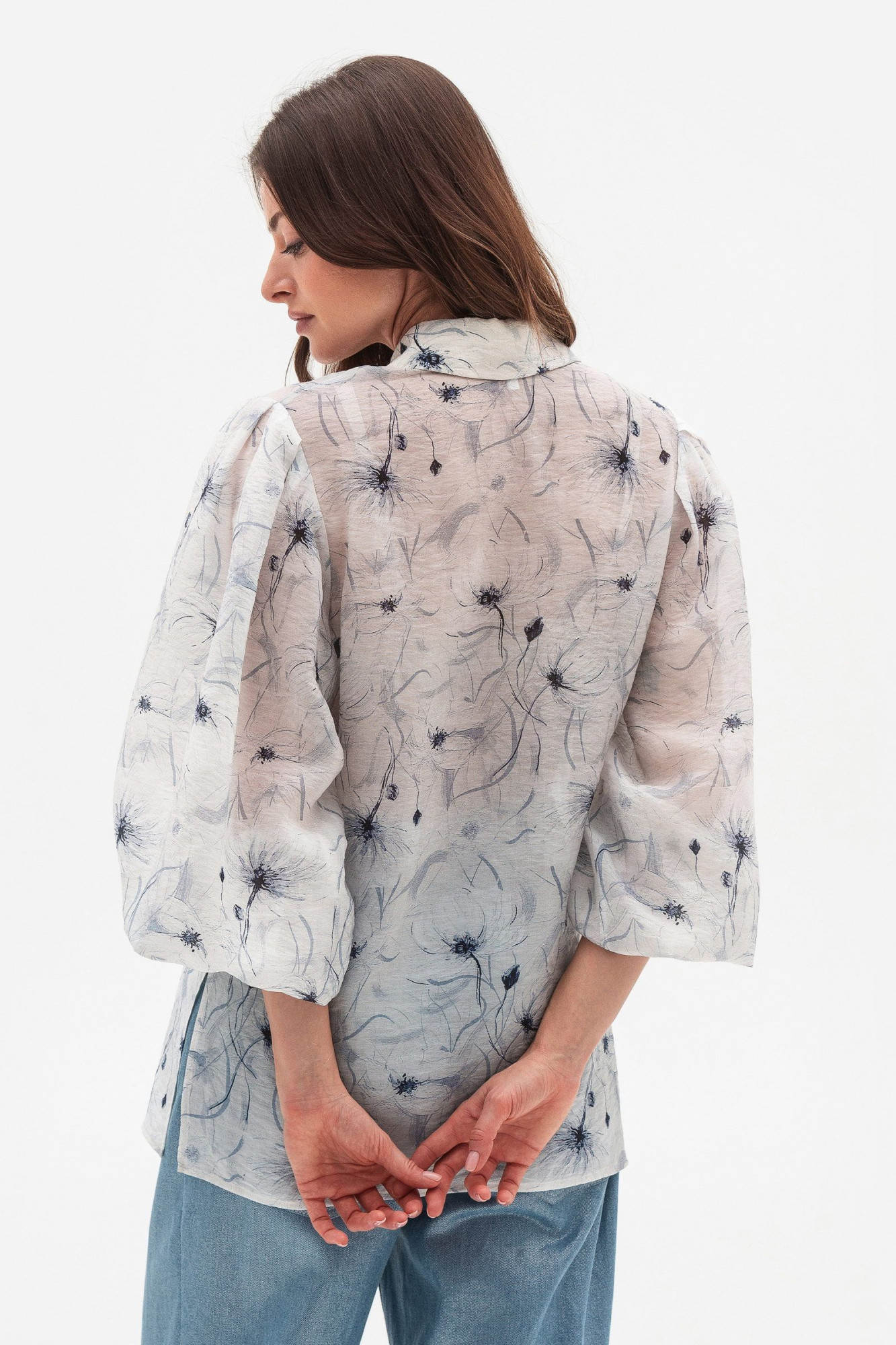 Блуза вільного крою молочного кольору Левіта 01