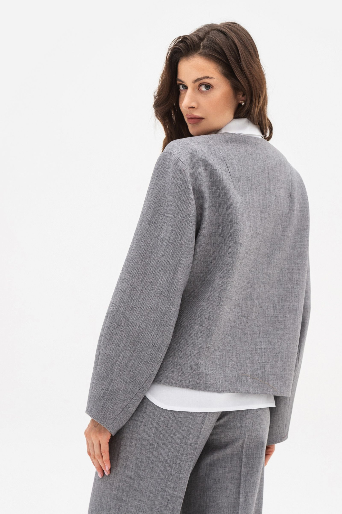 Жакет з об'ємними рукавами сірого кольору Таріна