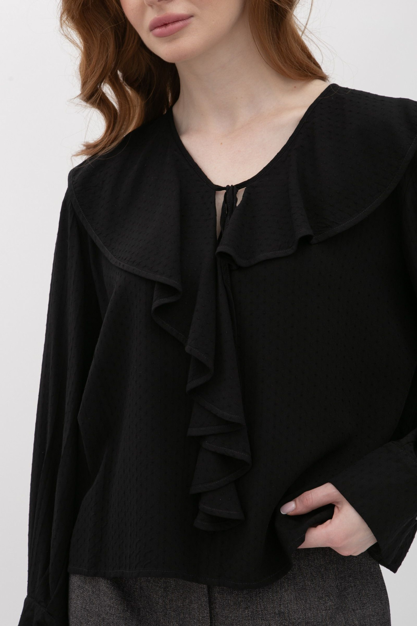 Блуза прямого силуету чорного кольору Еліора 01